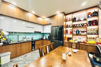 BÁN NHÀ NGỌC THUỴ LONG BIÊN,OTO ĐỖ CỔNG,FULL NỘI THẤT,GẦN CHỢ,TRƯỜNG 40M