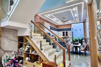 Nhà mới xây full nội thất hẻm xe hơi Hà Huy Giáp, Thạnh Lộc Q12, 60m2, 3 tầng, 4PN, sổ hồng riêng,