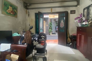 264.88.2C Ngọc Thụy. 32 4 4 11.7 tỷ