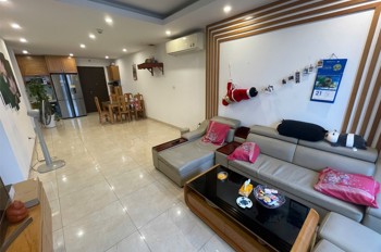 CĂN HỘ ĐẸP - GIÁ TỐT - CHÍNH CHỦ CẦN BÁN NHANH căn góc tầng trung có slot ô tô tại Cầu Giấy, Tp HN