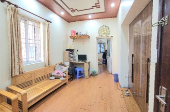 TẬP THỂ BA ĐÌNH 85M 2 NGỦ GIÁ 3,9 TỶ,NGÕ Ô TÔ TRÁNH,NHÀ LÔ GÓC THÔNG TẦNG 3,4