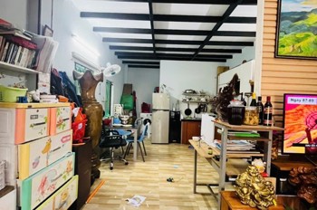 Bán nhà  đường Số 44, Phước Long A, Q.9, TP HCM. DT 110 m2, 2 tầng, 2PN, SH. Giá 8.9 tỷ