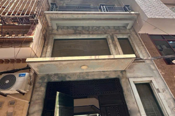 Bán nhà phố Vọng - 70m 4 tầng 13,5 tỷ - Vị trí cách phố chỉ hơn 20m - Nhà cũ xác định bán đất