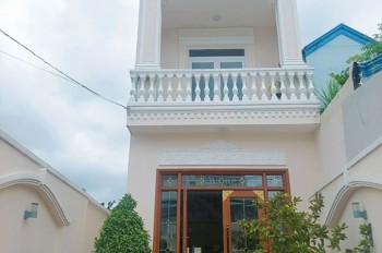 Bán nhà đường 160, Tăng Nhơn Phú A, Q.9, TP HCM. DT 125 m2, 3 tầng, 3PN, SH, 8.6 tỷ