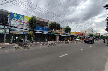 CĂN GÓC HIẾM – BÁM ĐƯỜNG 31,86M – NGAY TRUNG TÂM PHỐ tương lai Thông Sân bay cũ ra biển gần .
2