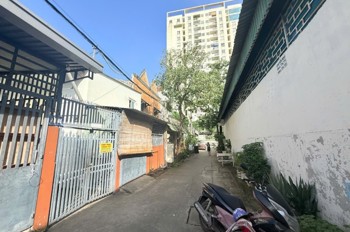 Bán nhà hẻm xe hơi đường Số 26 Linh Đông, Thủ Đức, TP HCM. DT 532m2, 19 phòng CHDV, giá 15.7 tỷ