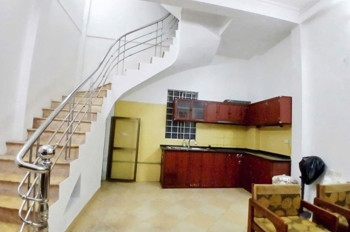 Bán nhà Chùa Bộc, Thái Hà 20m ra phố, Sổ đỏ 30m xây 5 tầng 3 phòng ngủ, 2 thoáng ở ngay