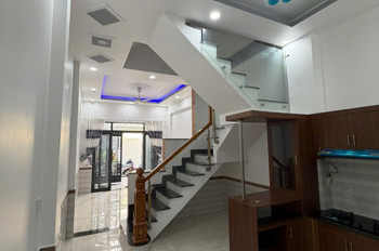 Bán nhà 3 Tầng P.Trấn Biên,SHR hoàn công,đường 2 xe hơi,kế bên chợ Bửu Long