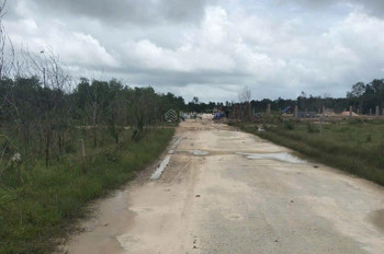 4000m2 (3,9 tỷ nguyên lô)/ view trực diện hồ Cửa Cạn, Đảo Ngọc, Phú Quốc giâ đầu tư