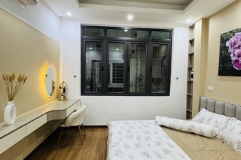 YÊN HÒA DT 30M x5 TẦNG CHỈ 7,2 TỶ-NGÕ NÔNG,RỘNG,GẦN PHỐ,NHÀ ĐẸP