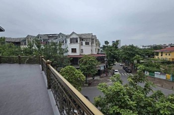 liền kề lô góc Thạch Bàn, 145m x 5 tầng, mặt tiền 22m, vỉa hè rộng, 2 mặt đường 13m