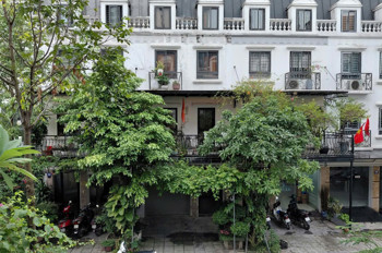 Bán nhà Shophouse Văn Phú Hà Đông 88 m 5 tầng Mt 5m vỉa hè 2 thoáng giá 18.9 tỷ