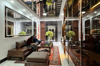 SIÊU PHẨM NGỌC KHÁNH MỚI KOONG – THANG MÁY, FULL NỘI THẤT XỊN – TRUNG TÂM QUẬN BA ĐÌNH - CHỈ XÁCH