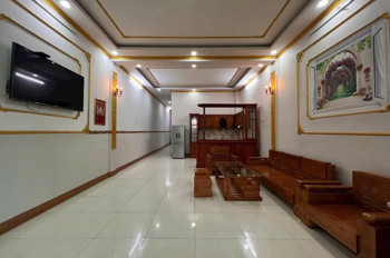 75. CHO THUÊ NHÀ 180m2 FULL NỘI THẤT CẠNH ĐH FPT, CẦN THƠ