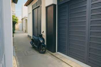 NHÀ BÁN TÂN BÌNH – MỚI ĐẸP – GẦN CHỢ VẢI – LẠC LONG QUÂN – 5 TẦNG BTCT – 46M2