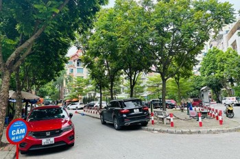 Phân lô Trung Yên, xe con hạn chế kinh doanh, 100m, mt 5m, 28 Tỷ