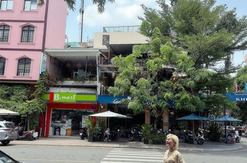 CHÍNH CHỦ MỘT ĐỜI CHƯA QUA ĐẦU TƯ - GÓC 2 MẶT TIỀN ĐƯỜNG VĨNH HỘI & ĐƯỜNG SỐ 48 - KHU THỂ THAO QUẬN