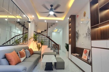 Nhà Phố Nguyễn Xiển-35m*5tầng- Gần trường, chợ; ô tô đỗ cách 30m- Nhỉnh 8 tỷ