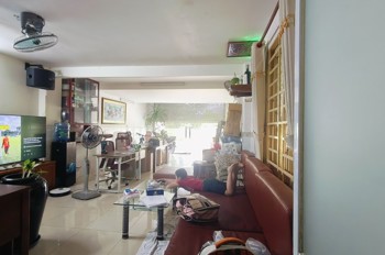 Bán nhà 2 tầng đường 135, Phước Long A, Q.9, TP HCM. DT 85m2, 3PN, SH, 8.9 tỷ