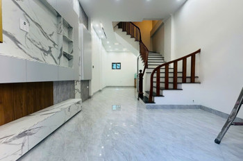 BÁN NHÀ LAI XÁ 38M - OTO ĐỖ GẦN, VÀI BƯỚC RA OTO TRÁNH - NHỈNH 6 TỶ