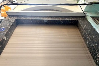 NHÀ MẶT NGÕ - BA GÁC ĐỖ CỬA - 30M RA Ô TÔ - 100M RA PHỐ - TIỆN ÍCH NGẬP TRÀN _ 5 TẦNG-32M2