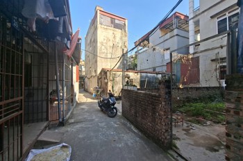 Bán đất ngõ 83 Phúc Lợi – Long Biên
DT 37m² – MT 3.9m – Giá 4.2 tỷ