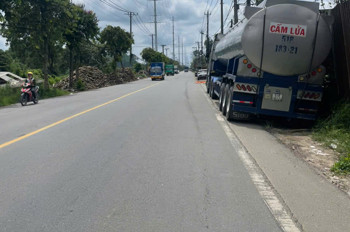 Bán nhà mặt tiền 18x68m giá 22 tỷ Đường Đặng Công Bỉnh