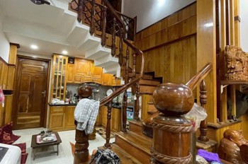 Nhà đẹp 3 tầng 3 mê nội thất gỗ sang trọng, thông ra Yên Thế - Bắc Sơn!