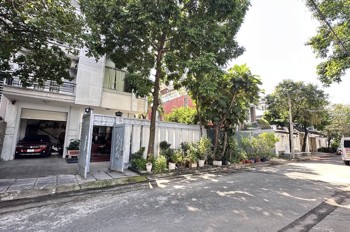 Bán Biêt Thự Cao Cấp p Thới An q12 / 12 x20 4 tầng