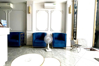 BÁN Khách sạn 9 Tầng Hẻm oto Trần Phú NT 
Diện Tích: 71,2 m Giá Bán Nhanh: 25tỷ .Chủ gửi lại 1 tỷ