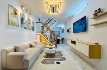 Chỉ 4,546 Tỷ – P.15, Tân Bình Nhà 2 Tầng Mới Đẹp – Hẻm Xe Hơi Sát Nhà