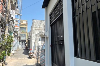 Bán nhà đường 275 Lê Văn Việt ( Sau Chợ Hiệp Phú). 100M2 NGANG 5m. Giá 5.95 Tỷ