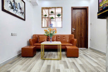 Bán Căn chung cư Xuân La 52m, tầng 4, 2 ngủ, thang máy, full nội thất!