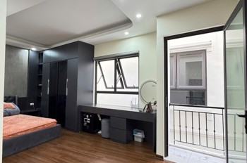 Bán nhà Bồ Đề – 35m² – 6 tầng thang máy – 10.45 tỷ – Long Biên