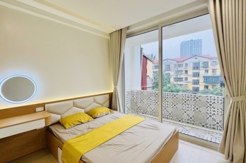 bán nhà tập thể 7,2 ha vĩnh phúc ba đình DT 80m 2 ngủ 2 ban công rộng giá 5,2 tỷ