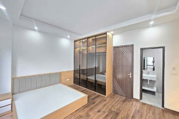 BÁN NHÀ BỒ ĐỀ LONG BIÊN,OTO TRÁNH,THANG MÁY,FULL NỘI THẤT,45M NHỈNH 13 TỶ