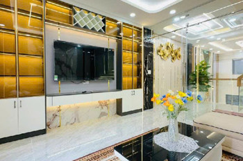 Nhà xinh Hà Huy Giáp, Q.12: DTS 231m2, 5 tầng, 5PN, sổ hồng trao tay, giá chỉ 6.9 tỷ - Cơ hội an cư