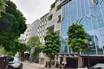 Bán khách sạn tại 9 tầng Cầu Giấy 300m² nhà 2 mặt đường Dòng tiền ổn định