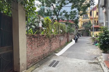 CC BÁN 60m2 Ngọc Thuỵ, ngay hồ Ao Lão, khai sơn hill, oto thông, giá đầu tư. LH 0936123469