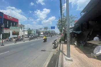 Bán nhà mặt tiền 4,3x33m giá 11,79 tỷ Đường Tô Ký