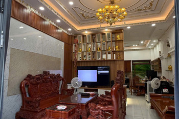 Biệt thự tân cổ điển mới full nội thất gỗ Bông Sao P5Q8