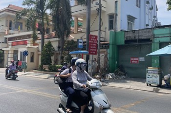 Bán mặt tiền 10x55m giá 29 tỷ Đường Lê Lợi