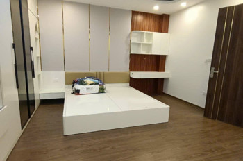 BÁN NHÀ GIA QUẤT LONG BIÊN,OTO ĐỖ CỔNG,MỚI TINH,GẦN CHỢ,TRƯỜNG,44M