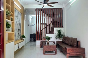 NGÔ QUYỀN-hà đông-31m2-7,6 tỷ-oto nhỏ đỗ cửa