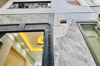 L1671 ⭐️ sát chợ Cầu GV, SHR, Vuông, 3 tầng, 4x9m, 5.x tỷ