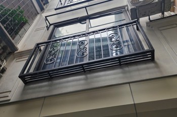 Bán Nhà Dương Văn Bé 37m2. 5 tầng. mặt tiền 3.5m. giá 11 tỷ Hai Bà Trưng Hà Nội