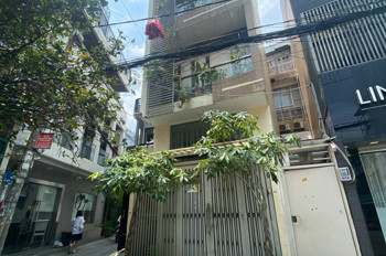 HUỲNH VĂN BÁNH, TRƯỜNG SA - XE HƠI VÀO NHÀ - SÂN TRƯỚC RỘNG THOÁNG - 5 TẦNG BTCT