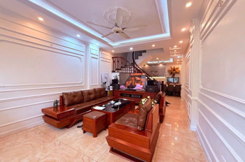 BÁN NHÀ BỒ ĐỀ LONG BIÊN,OTO ĐỖ CỬA,LÔ GÓC,NGÕ THÔNG,THOÁNG MÁT,52M