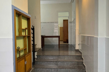 Nhà mặt tiền đường Ngọc Hân Công Chúa view Đảo Hoa Sen 
 Diện tích : 64.5m2
Giá bán 4.450 ( giá