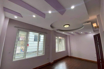 BÁN NHÀ VŨ TÔNG PHAN – GIÁ CHỈ 7,9 TỶ
DIỆN TÍCH 34M² – 4 TẦNG – SỔ VUÔNG – 50M RA Ô TÔ TRÁNH